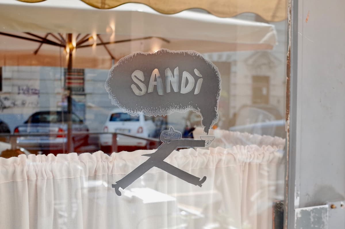 Sandi