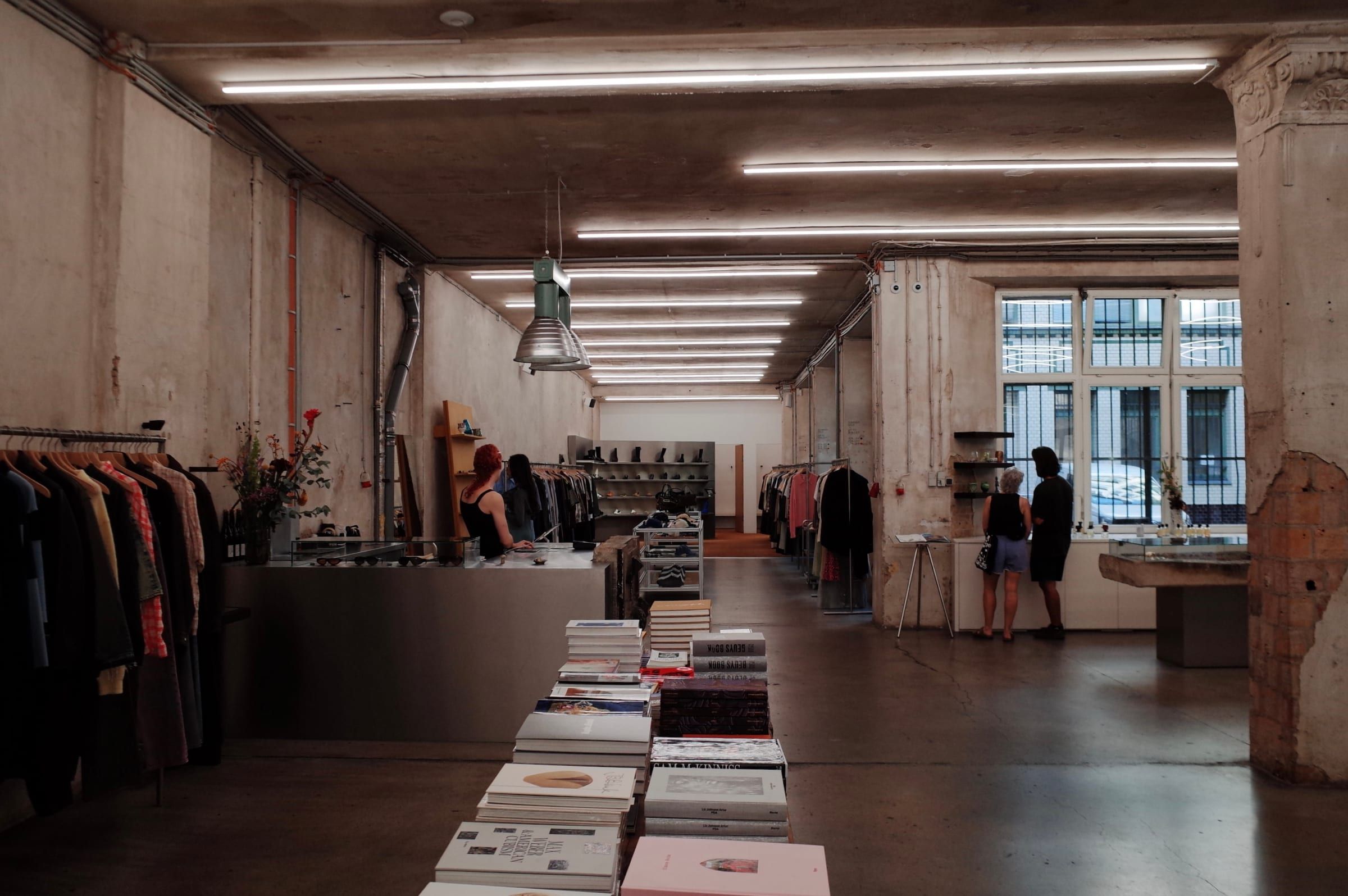 VOO Store